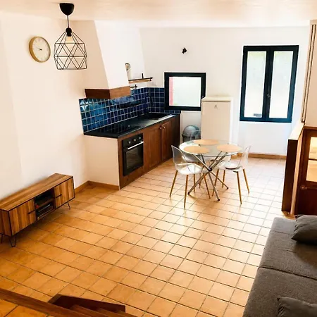 Cosy En Plein Centre De Pour 2 A 3 Personnes *